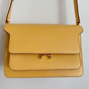 MARNI Trunk Leather Shoulder Bag - Yellow